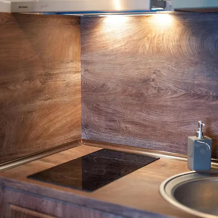 400m From Belvedere - Free Parking -