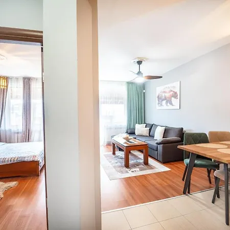 400m From Belvedere - Free Parking - Апартамент *