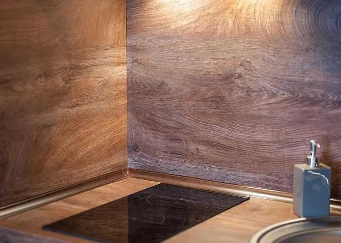 400m From Belvedere - Free Parking -