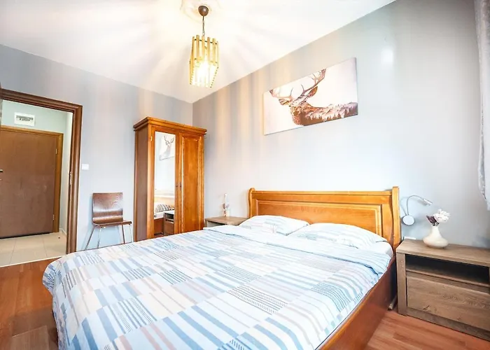 400m From Belvedere - Free Parking -